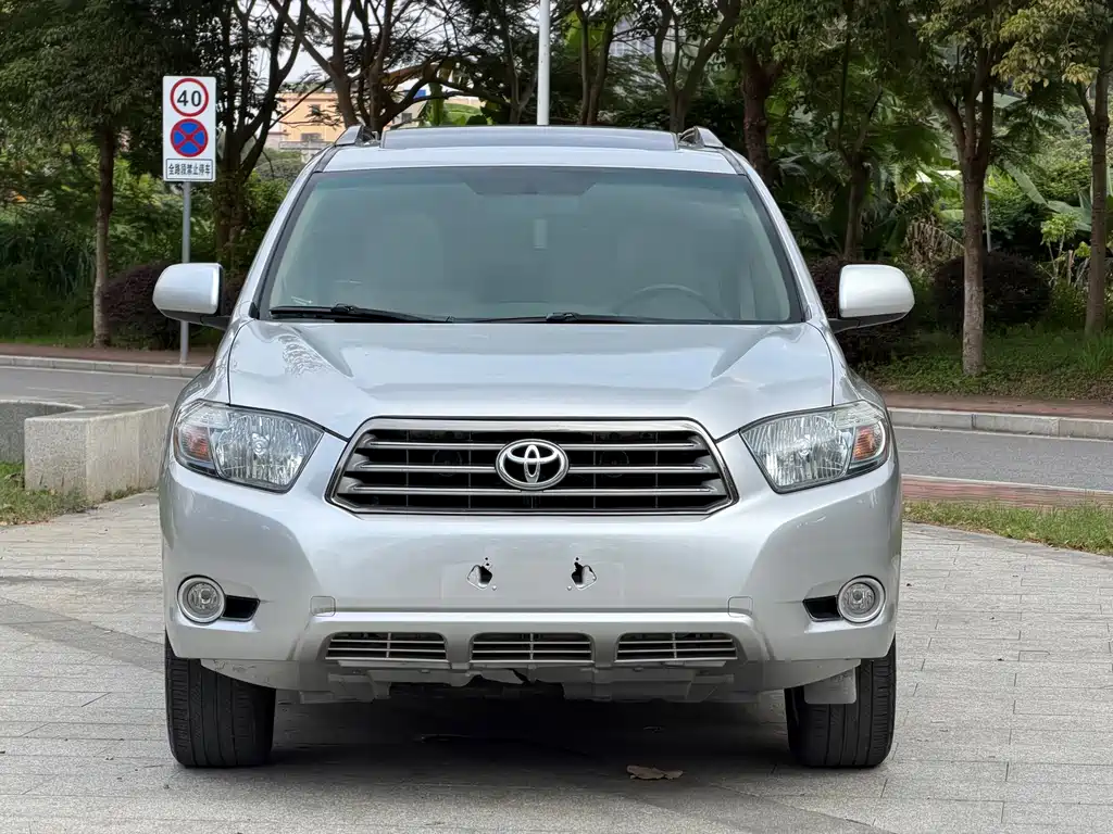 Toyota Highlander — миниатюра 2