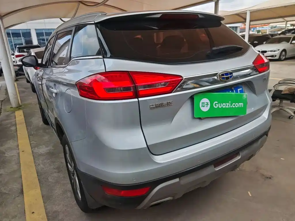 Geely Boyue — миниатюра 5