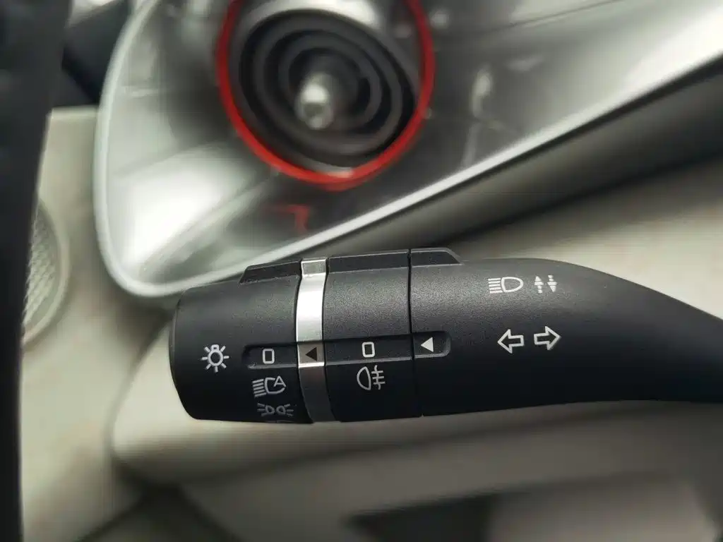 BYD Dolphin — миниатюра 21