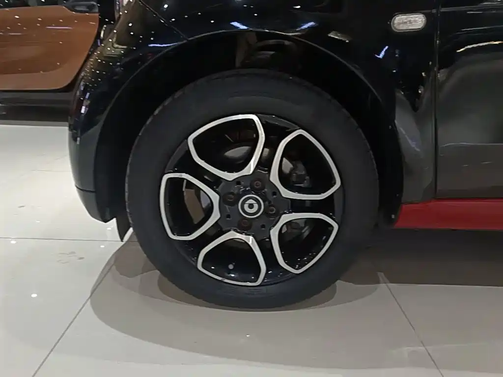 smart Smart Fortwo — миниатюра 23
