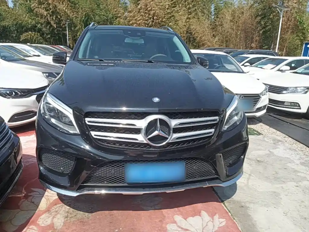 Mercedes-Benz GLE (Import) — миниатюра 3