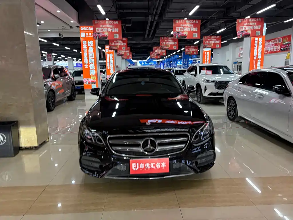 Mercedes-Benz E-Class — миниатюра 2