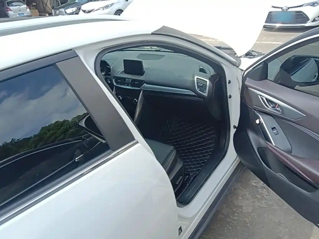 Mazda CX-4 — миниатюра 9