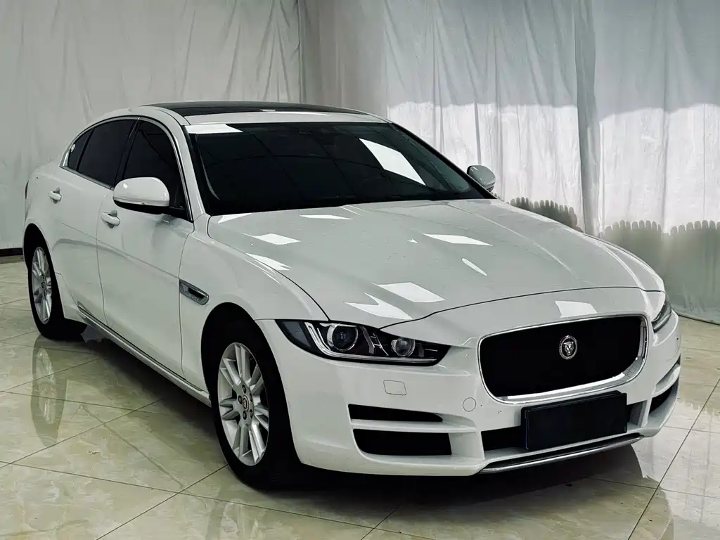 Jaguar XEL — миниатюра 3