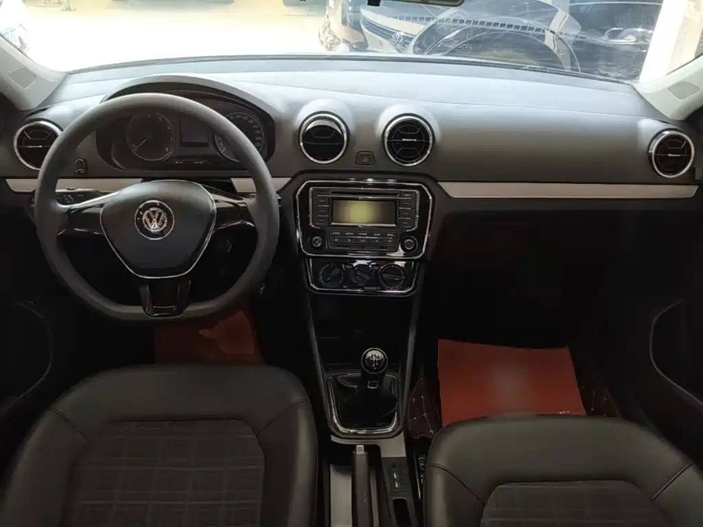 Volkswagen Jetta — миниатюра 10