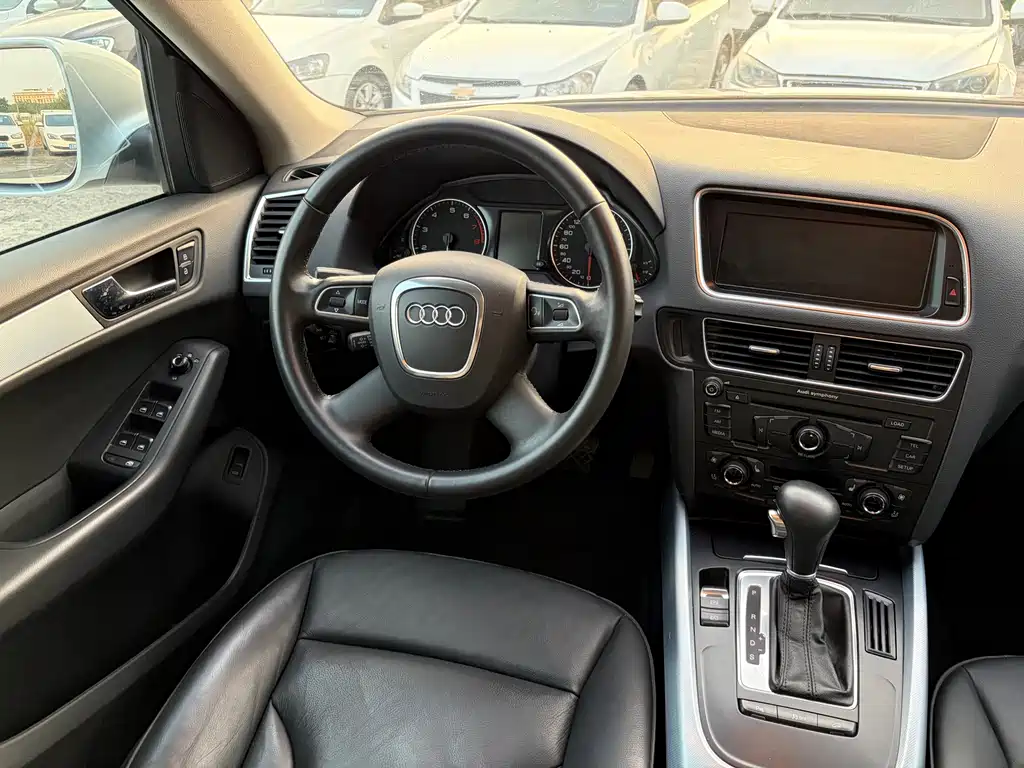 Audi Q5 — миниатюра 11