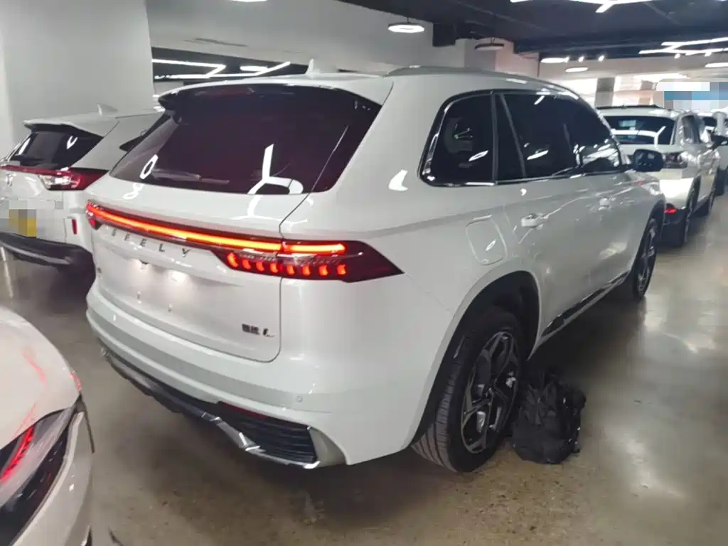 Geely Xingyue L — миниатюра 7