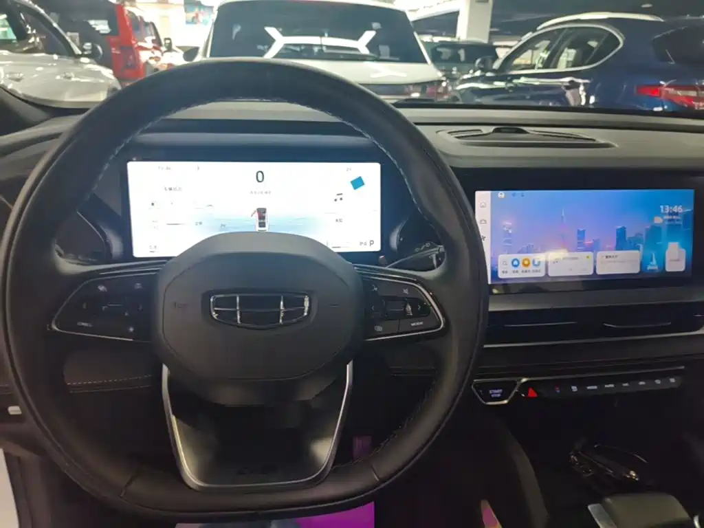 Geely Xingyue L — миниатюра 10