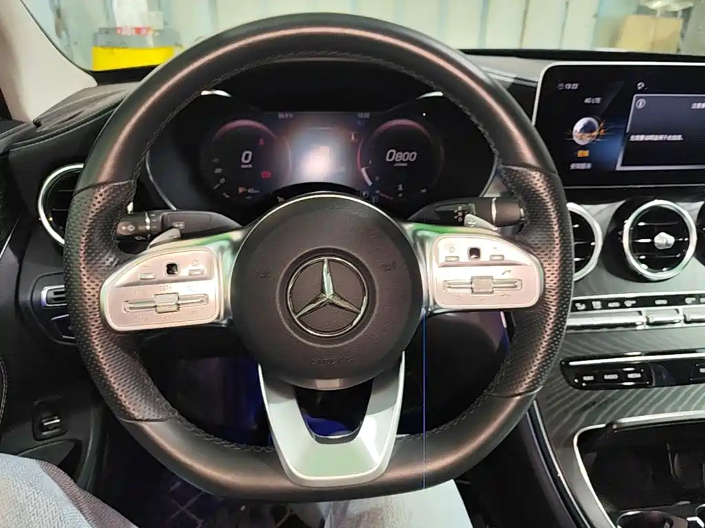 Mercedes-Benz C-Class — миниатюра 11