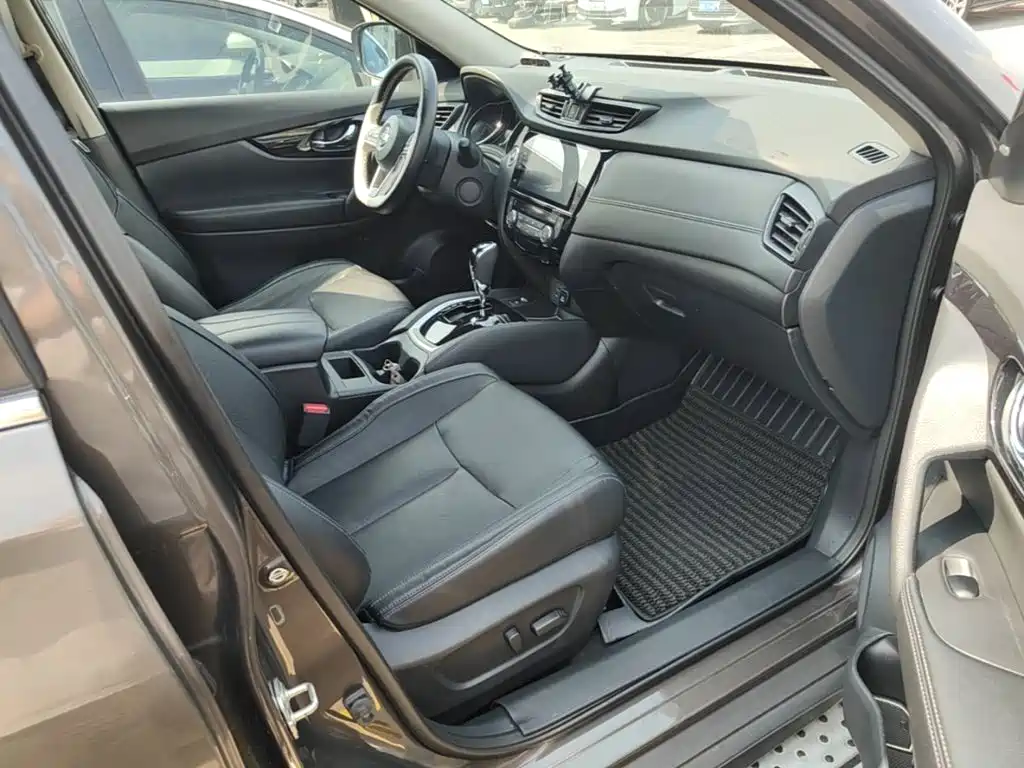 Nissan X-Trail — миниатюра 25