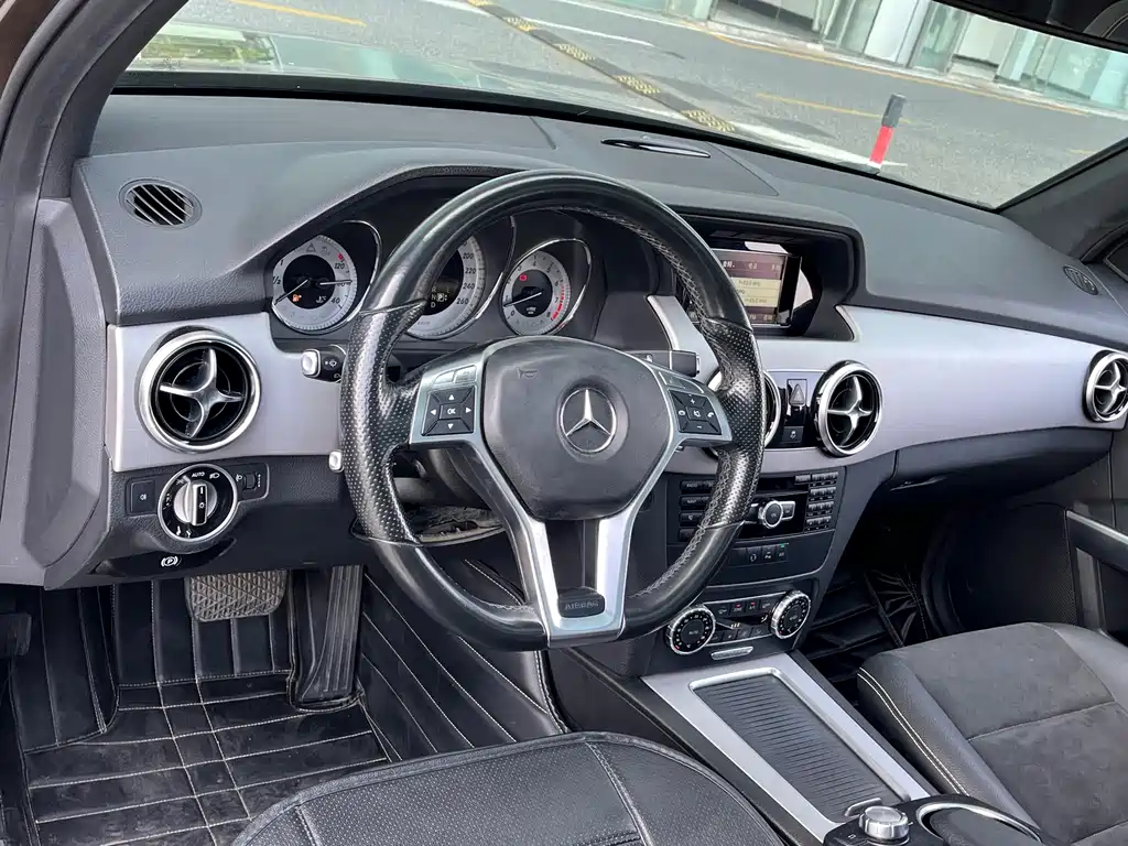 Mercedes-Benz GLK-Class — миниатюра 11