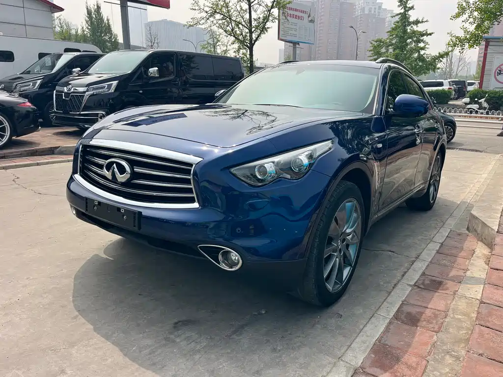 Infiniti FX 2013