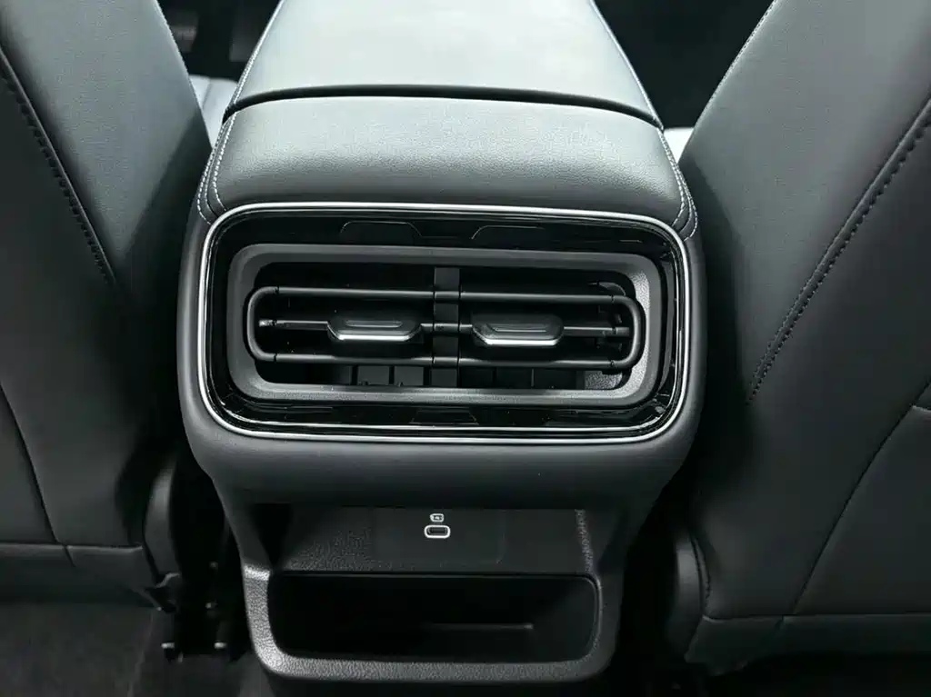 Geely Xingrui — миниатюра 11