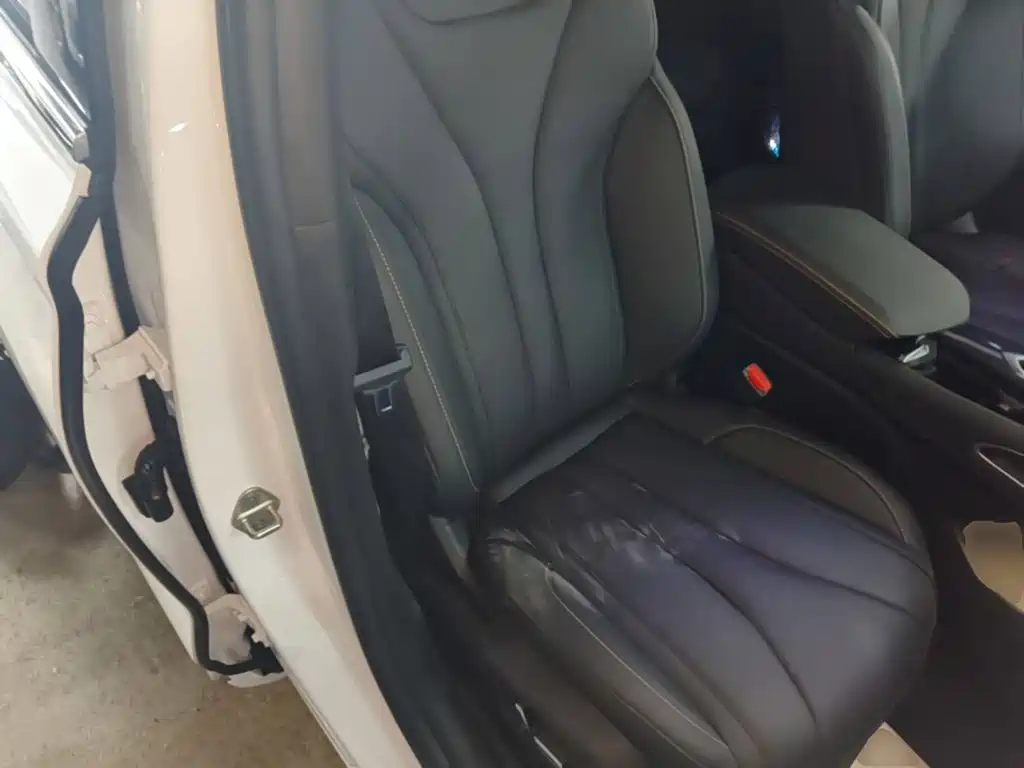 Geely Xingyue L — миниатюра 25
