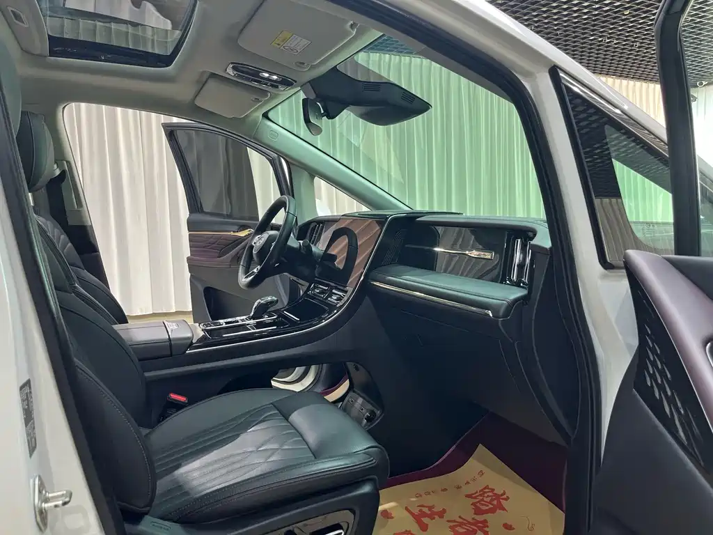 GAC Motor Trumpchi M8 — миниатюра 12