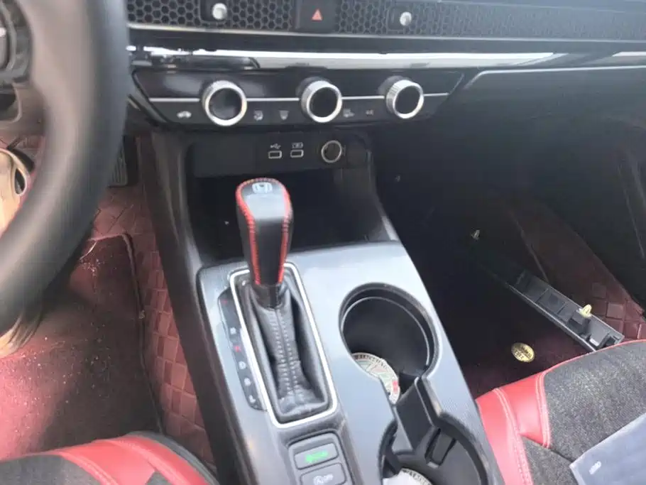 Honda Civic — миниатюра 16