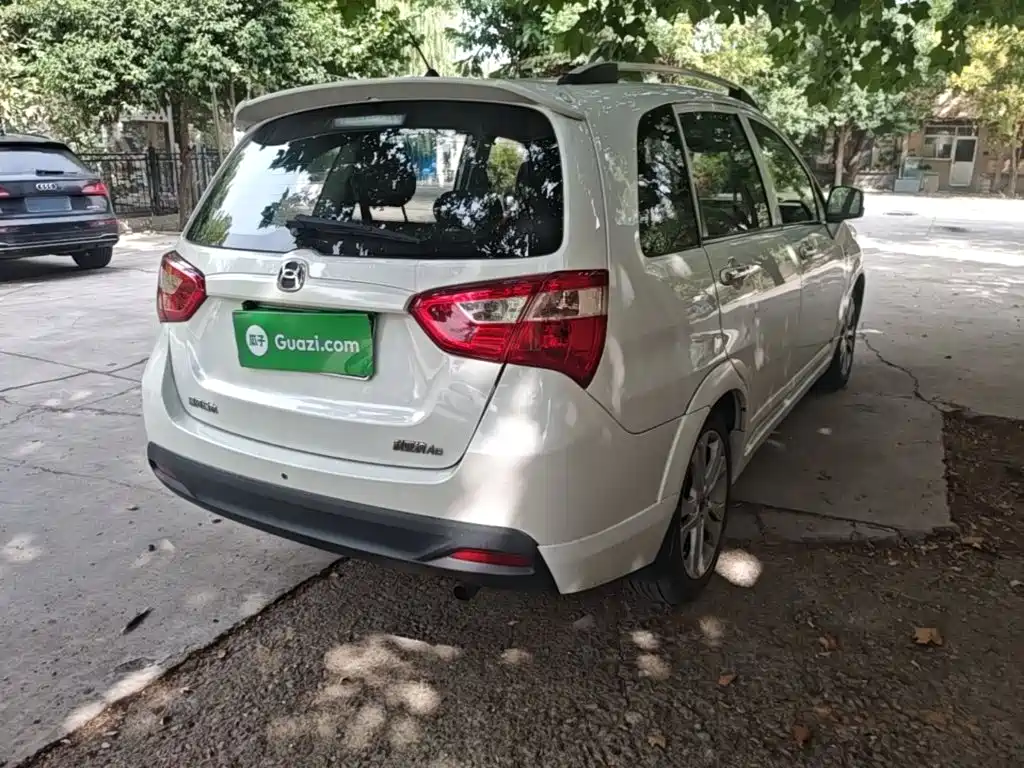 Suzuki Liana A6 — миниатюра 7