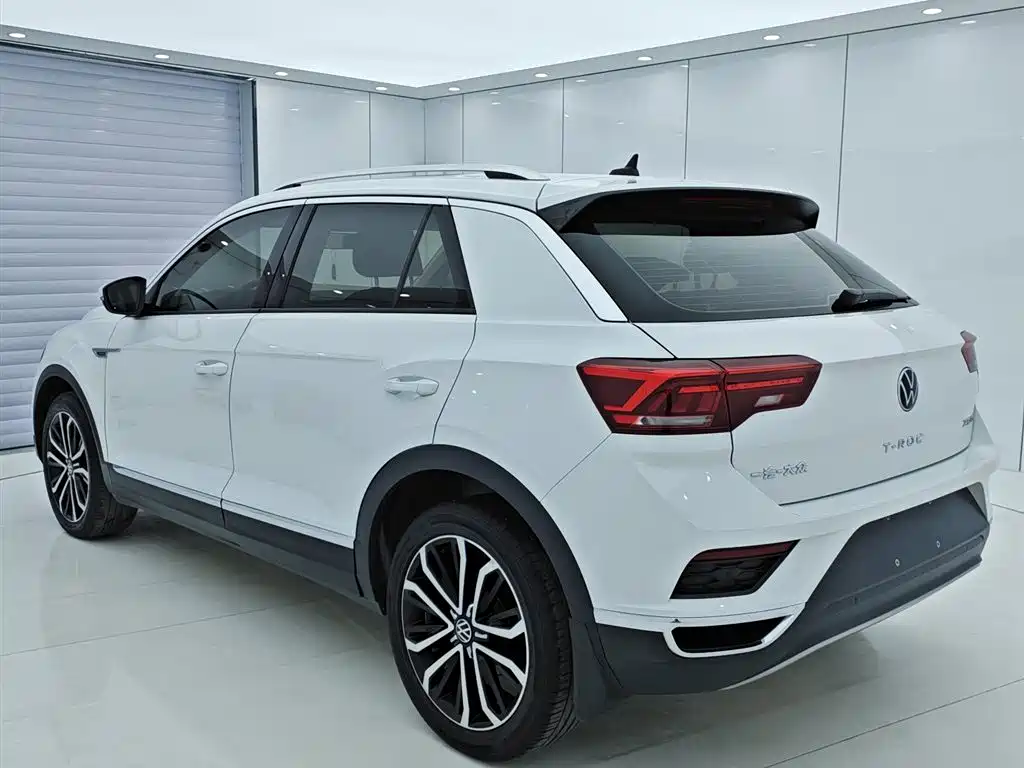 VOLKSWAGEN T ROC EXPLORING SONGS