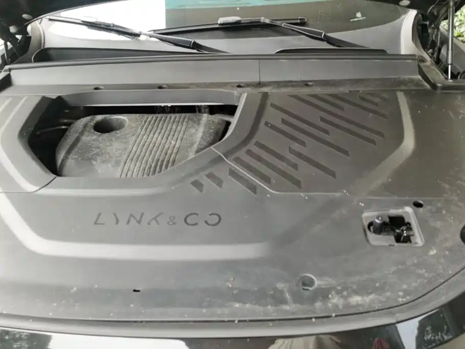 Lynk & Co 900 — миниатюра 10