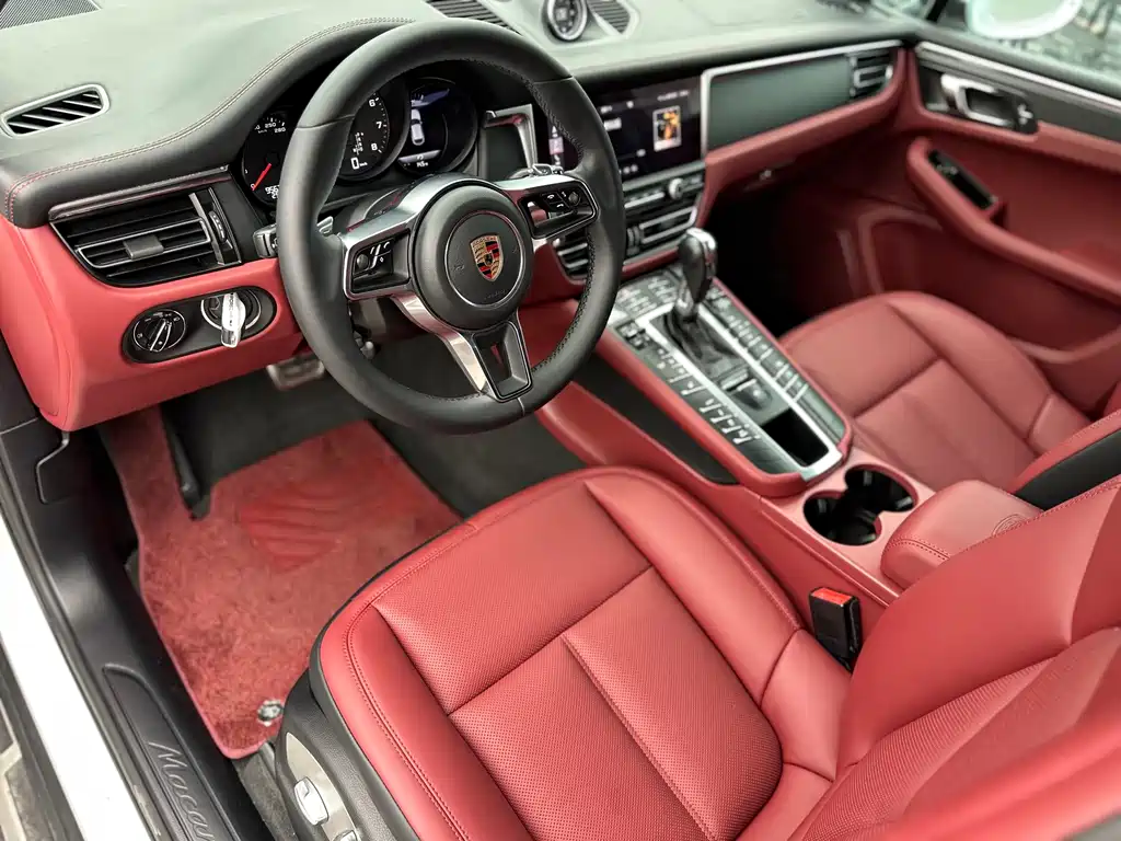 Porsche Macan — миниатюра 7