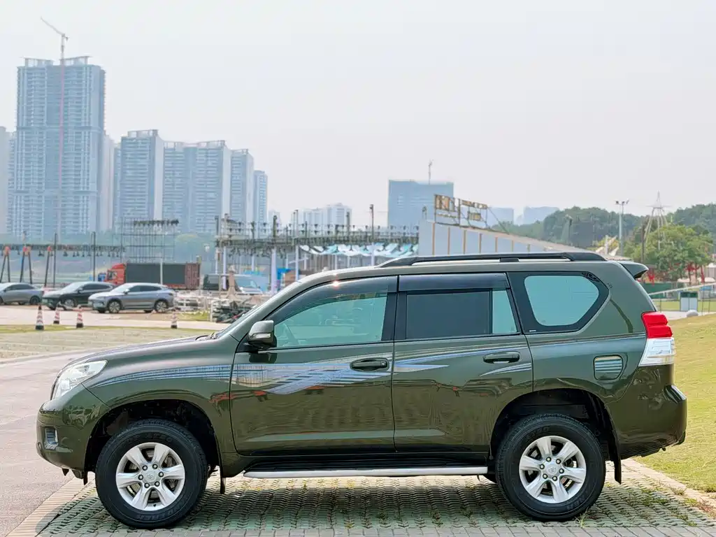 Toyota Prado — миниатюра 7