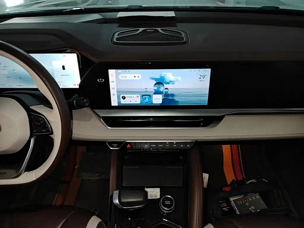 Geely Xingyue L — миниатюра 13