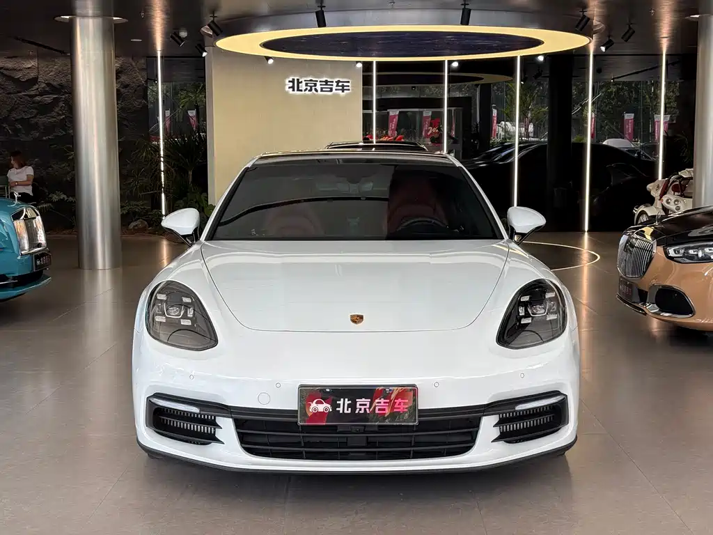Porsche Panamera — миниатюра 2