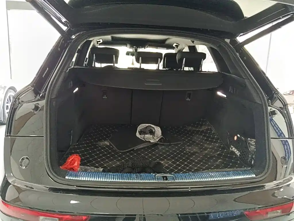 Audi Q5L — миниатюра 19