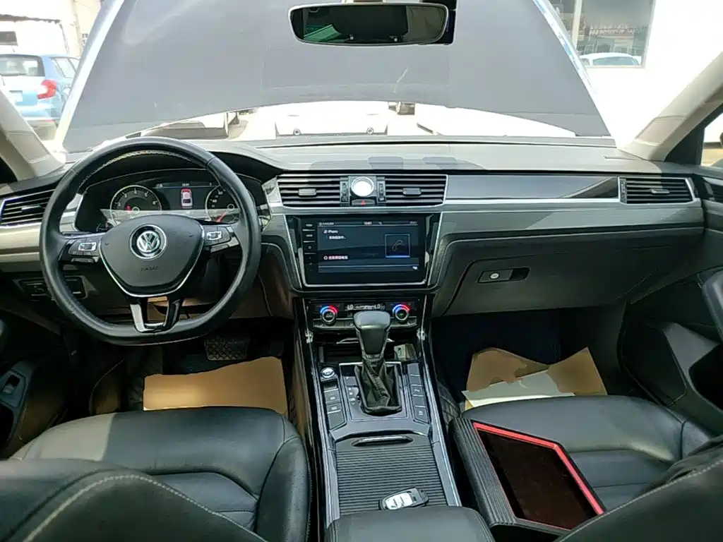Volkswagen Phideon — миниатюра 10