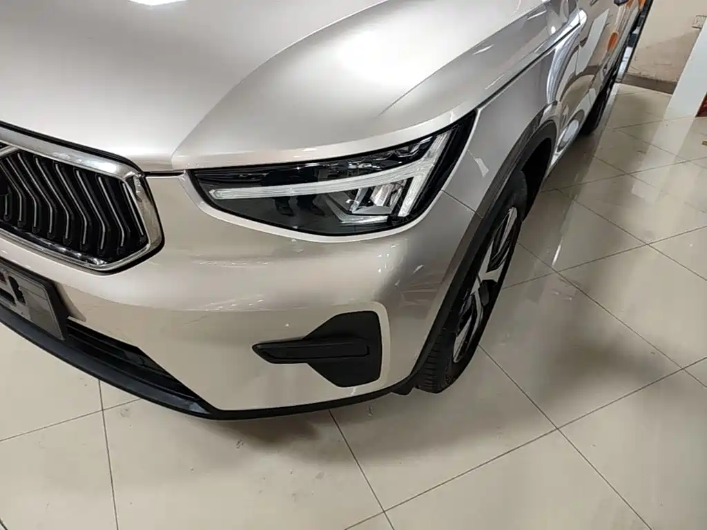Volvo XC40 — миниатюра 24
