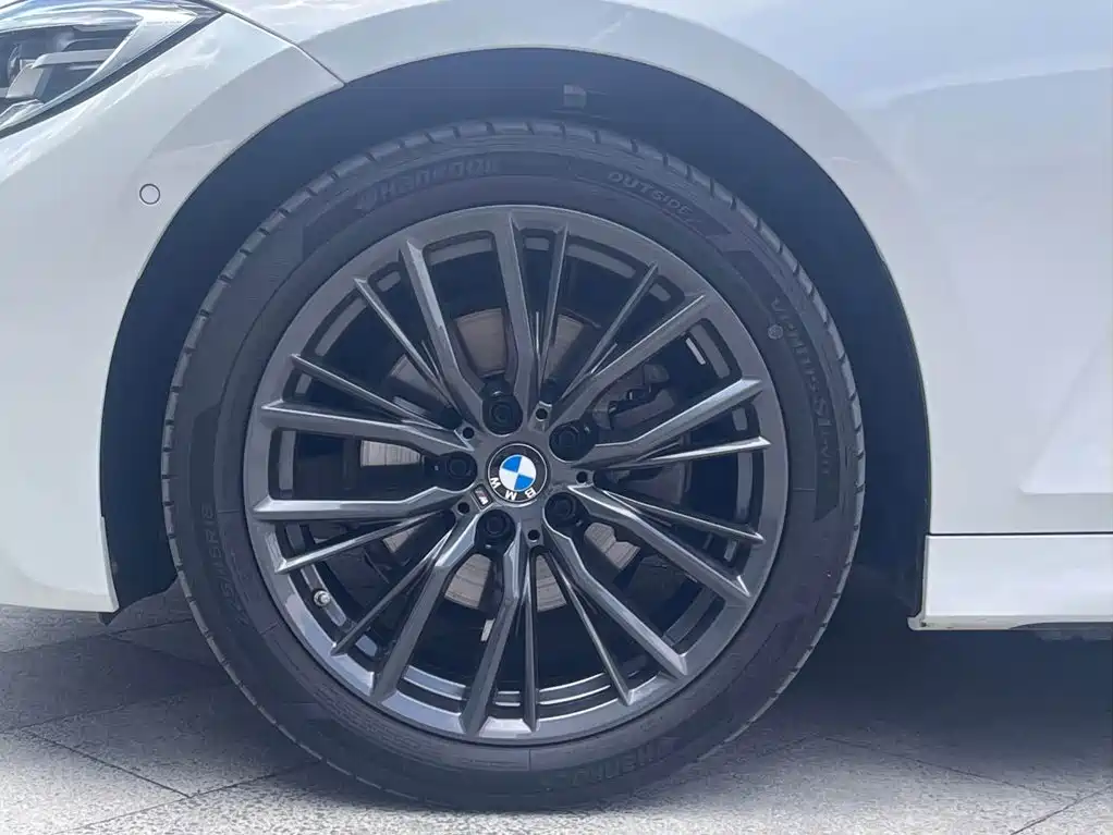 BMW 3 Series — миниатюра 30