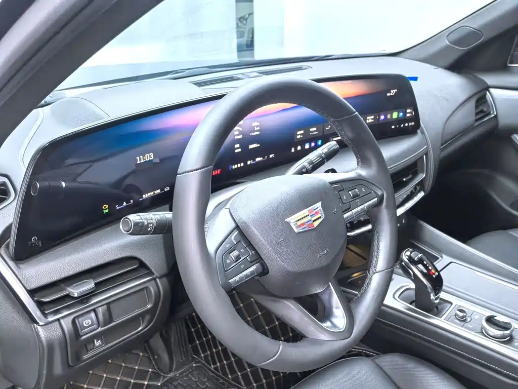 Cadillac CT5 — миниатюра 7