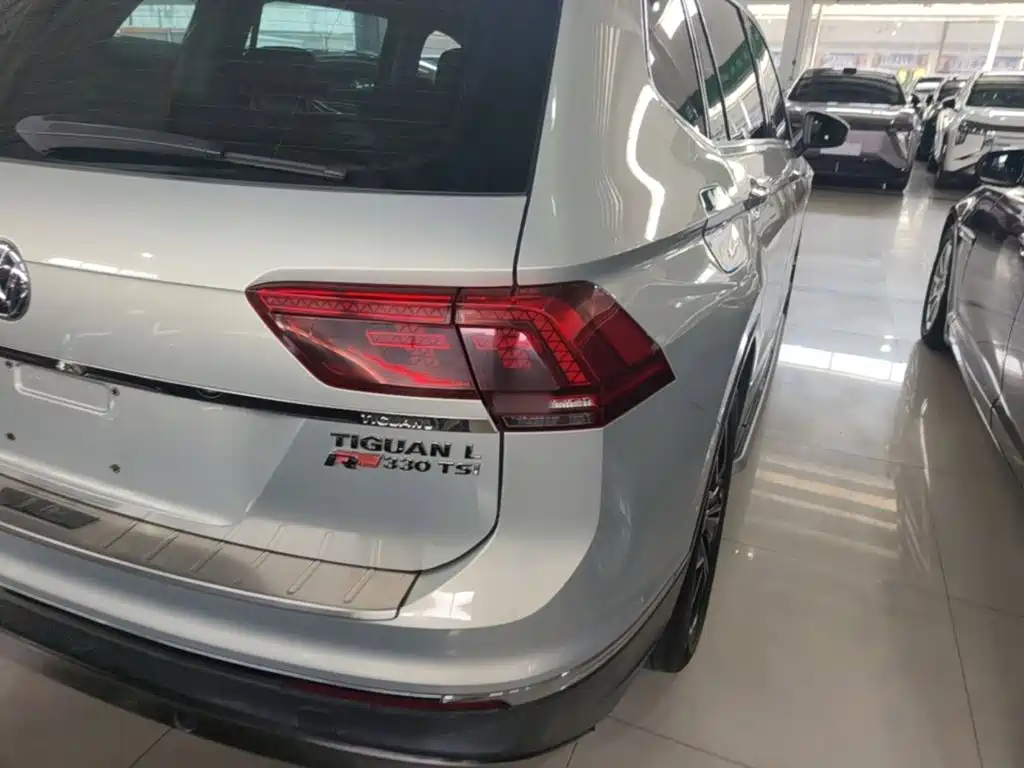 Volkswagen Tiguan L — миниатюра 8