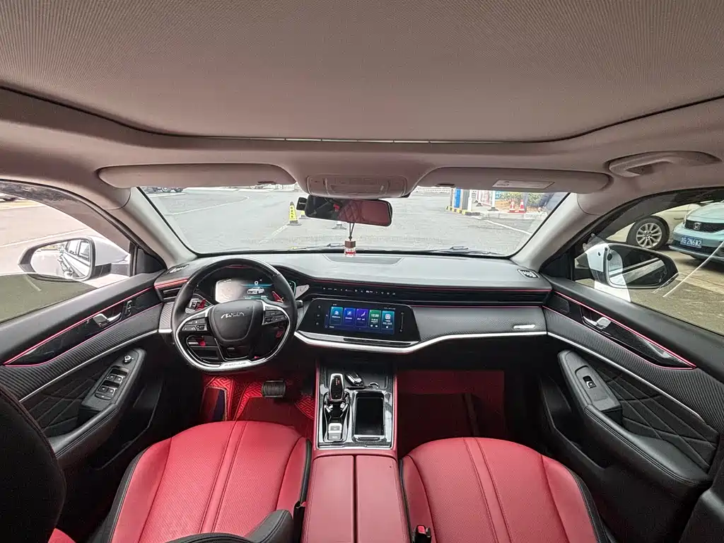 DONGFENG YI HYUN MAX