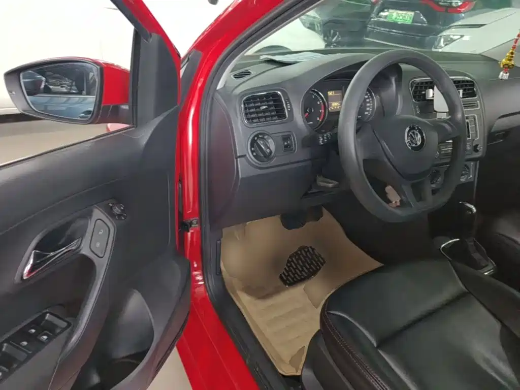 Volkswagen Polo — миниатюра 16