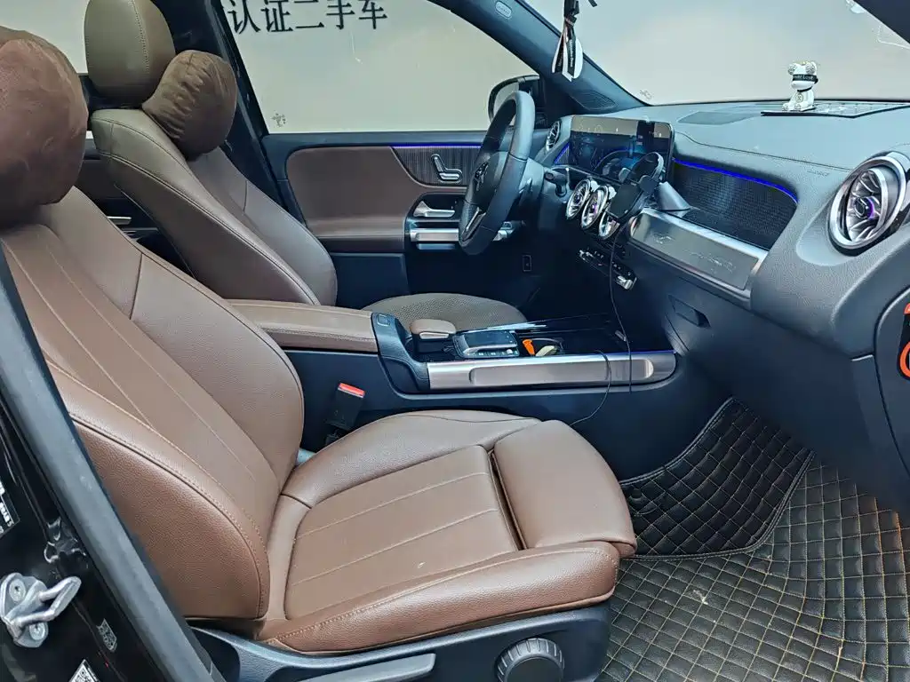 Mercedes-Benz GLB — миниатюра 9