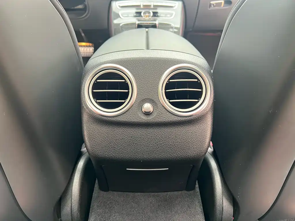 Mercedes-Benz E-Class AMG — миниатюра 19