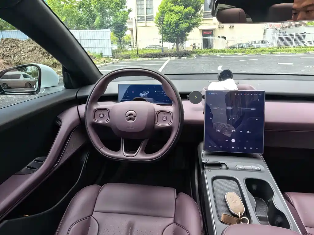 NIO ET5T — миниатюра 16