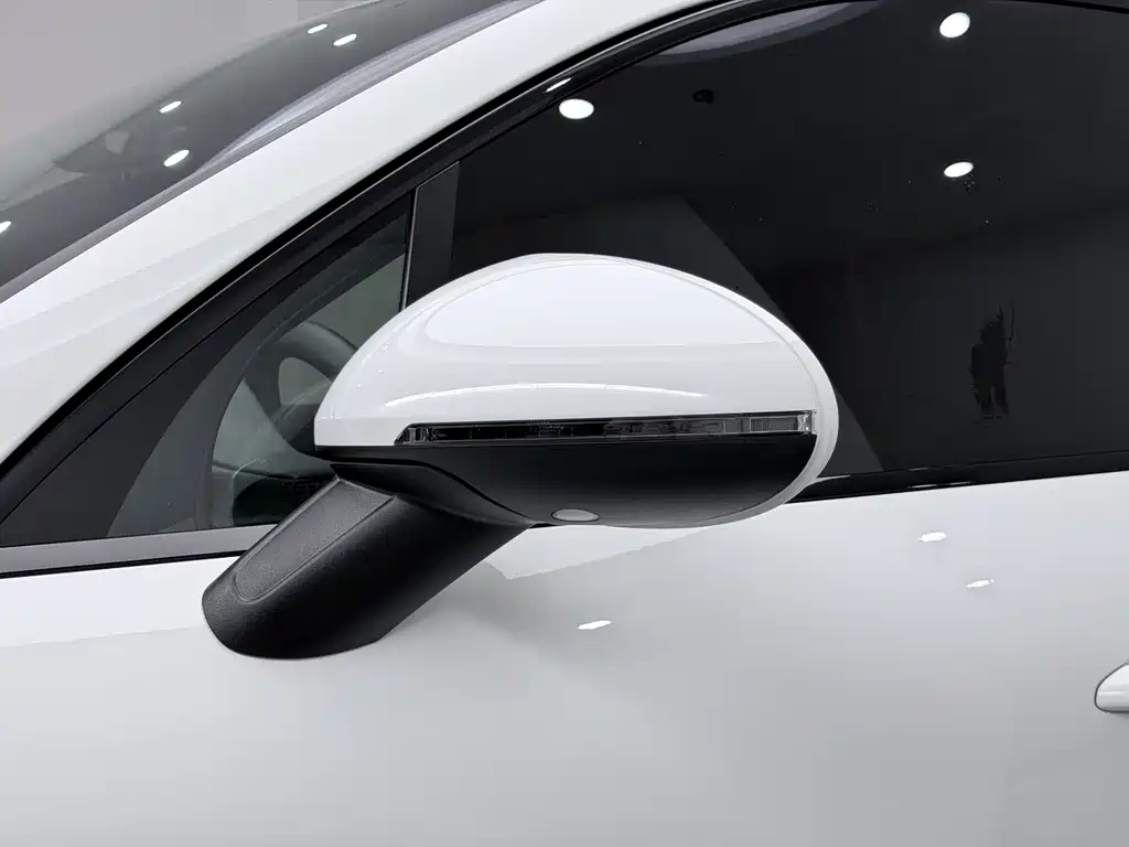 Porsche Macan — миниатюра 16