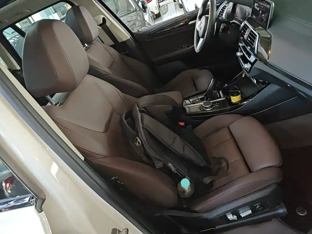 BMW X3 — миниатюра 25