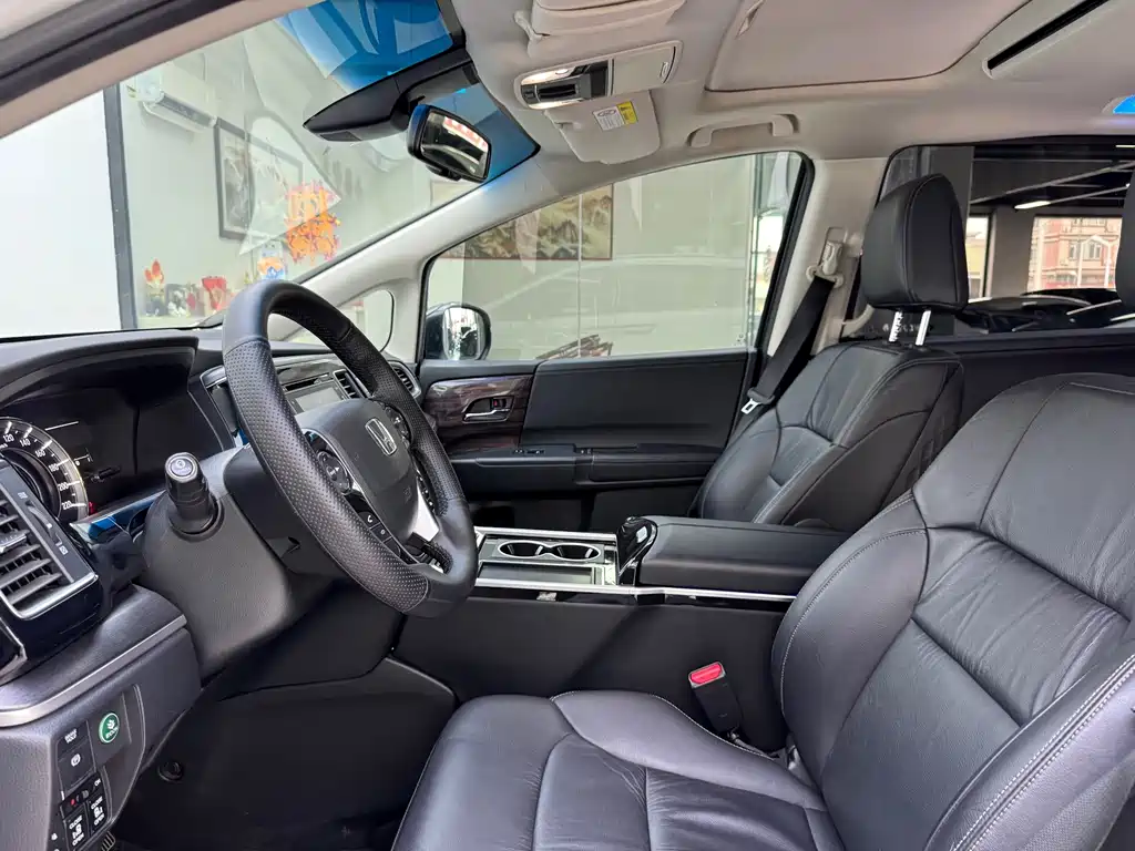 Honda Elysion — миниатюра 4