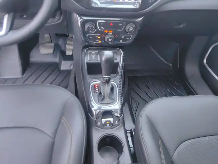 Jeep Compass — миниатюра 16