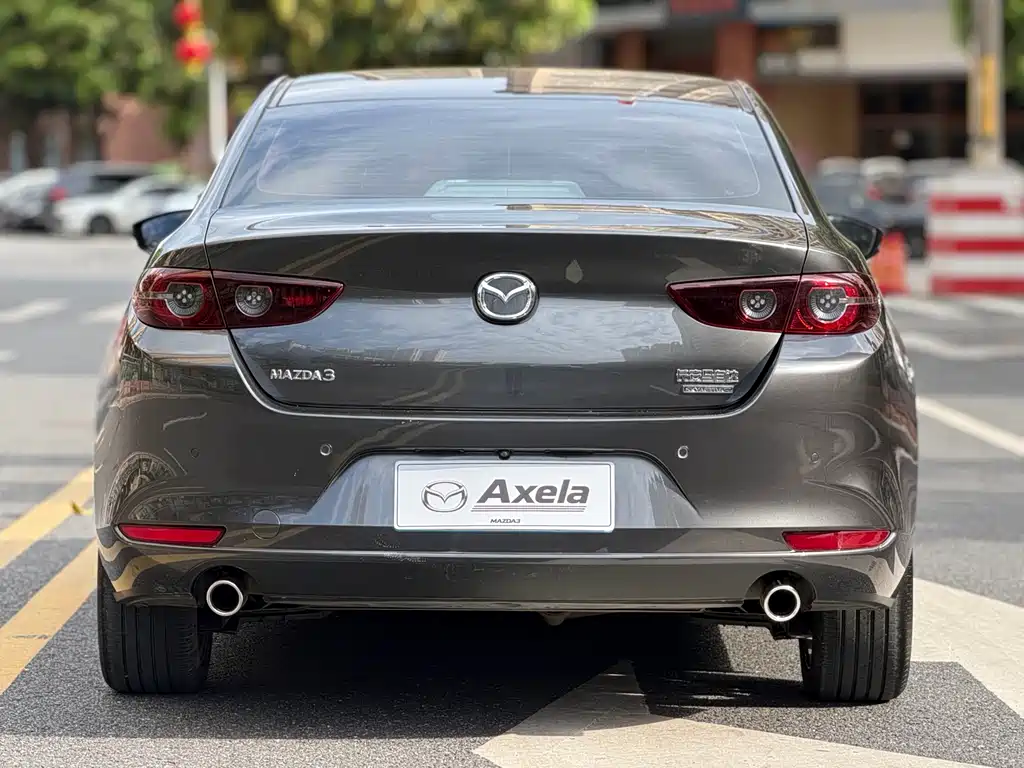 Mazda 3 Axela — миниатюра 14