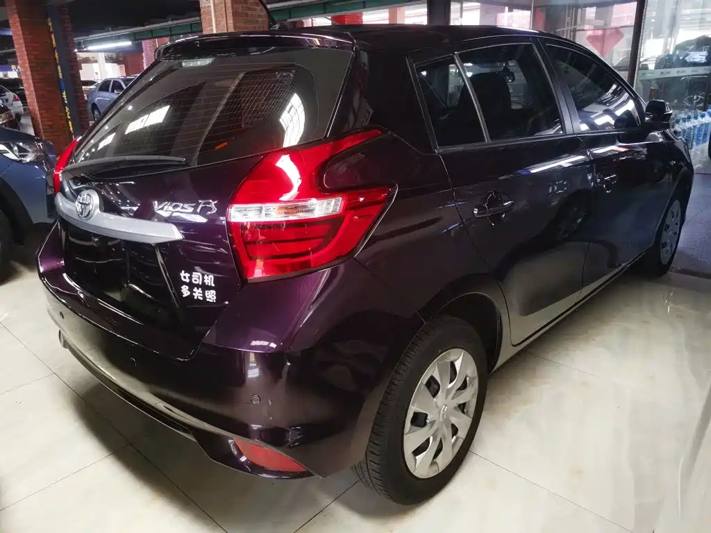 Toyota Vios FS — миниатюра 7