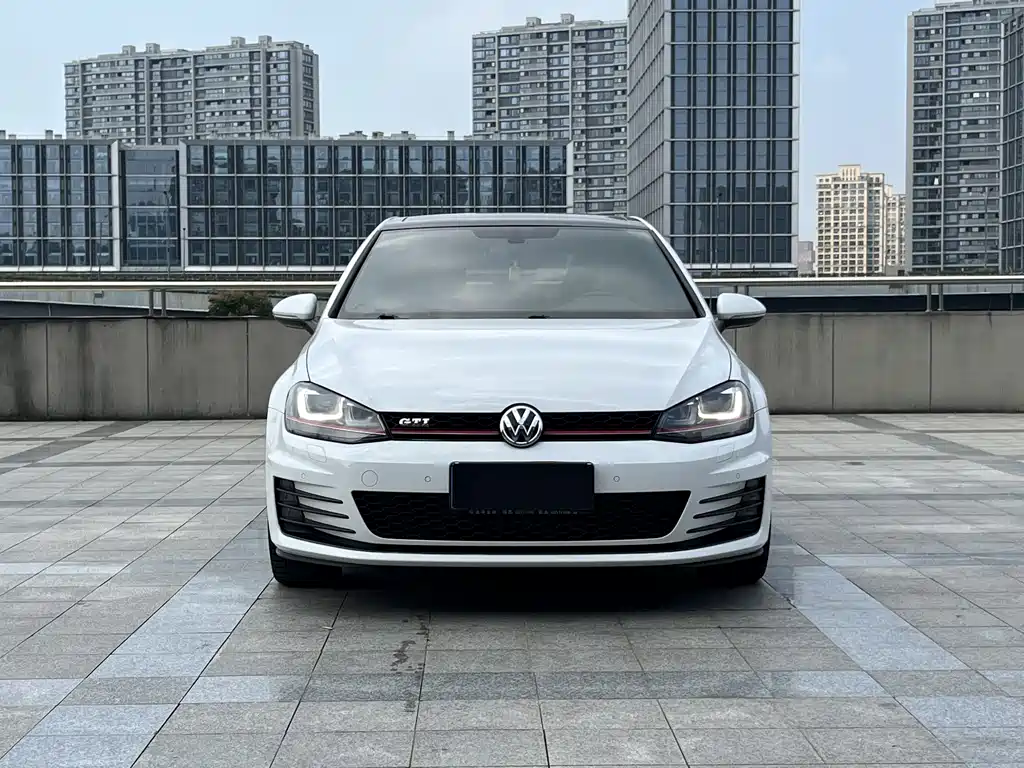Volkswagen Golf GTI — миниатюра 2