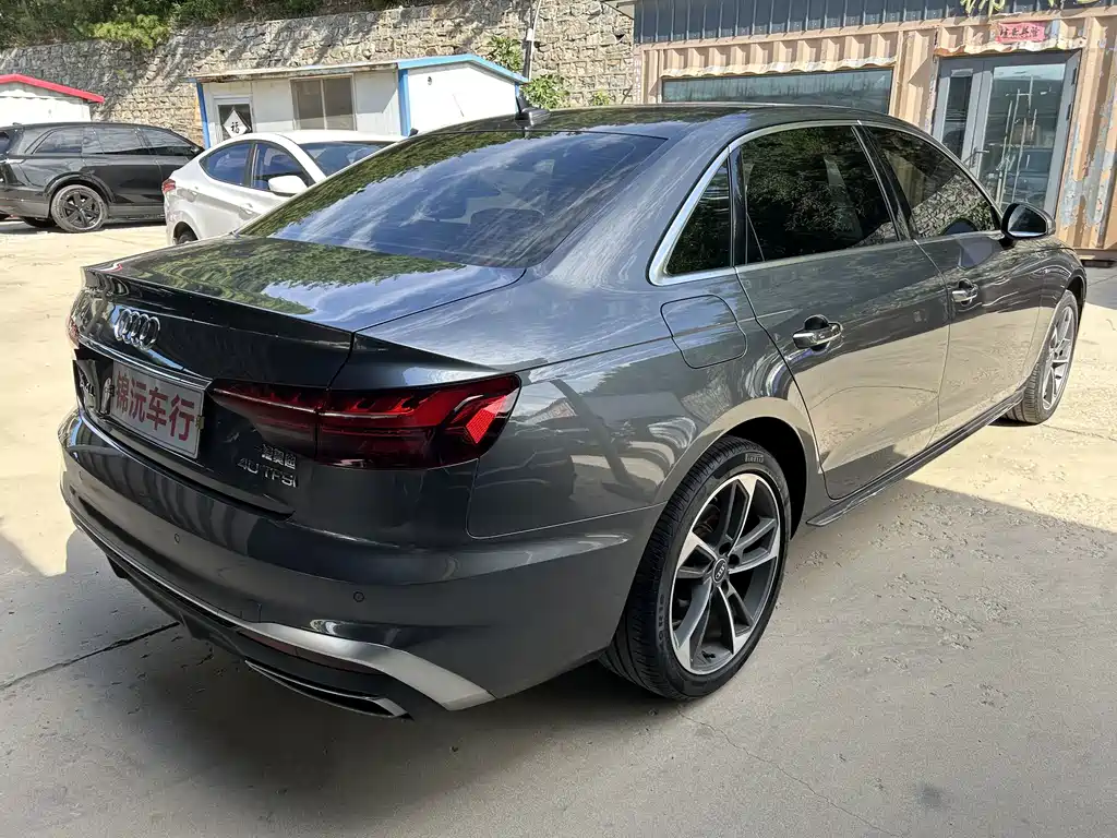 Audi A4L — миниатюра 7