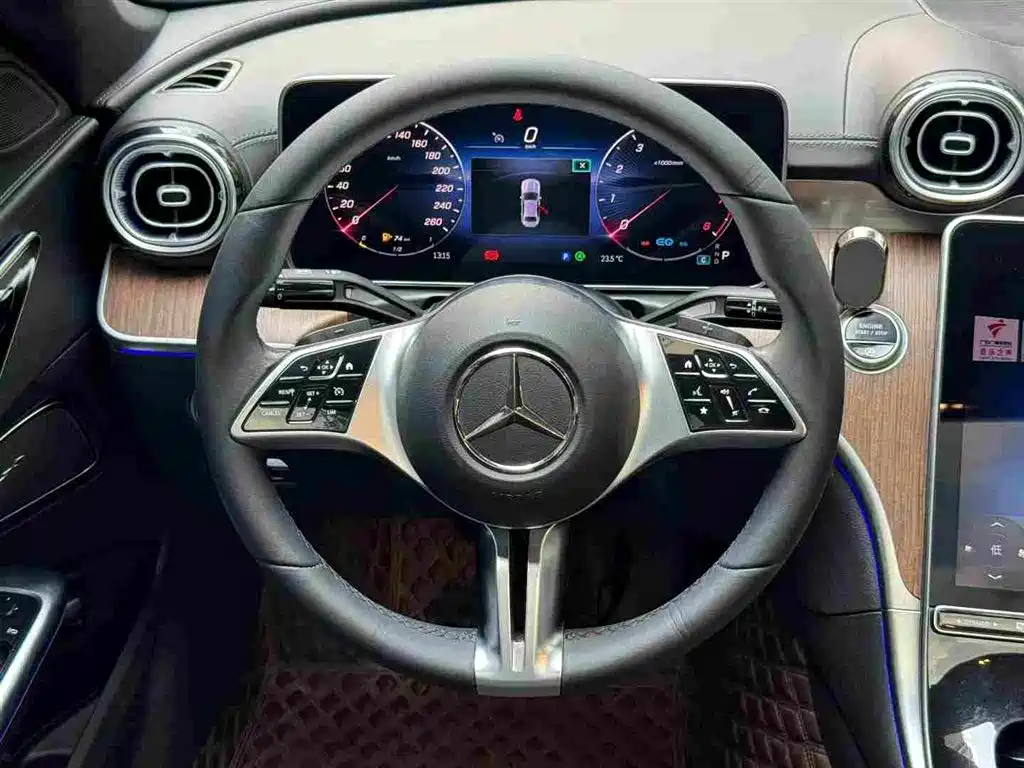Mercedes-Benz C-Class — миниатюра 6