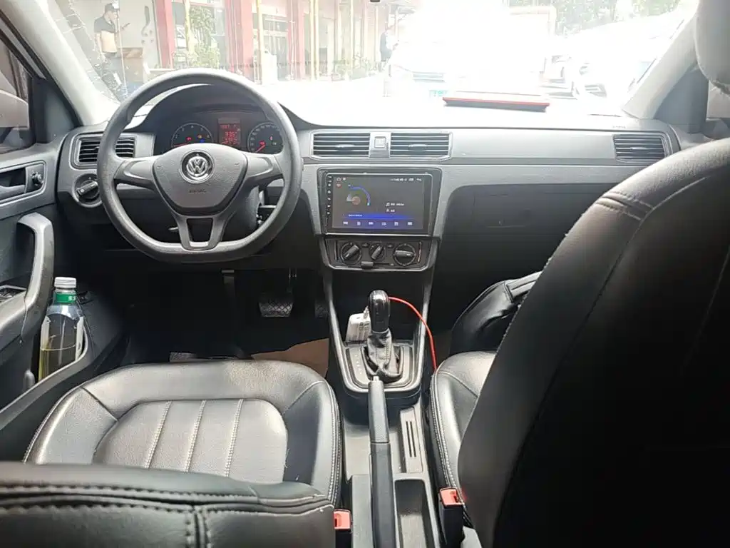 Volkswagen Santana — миниатюра 10
