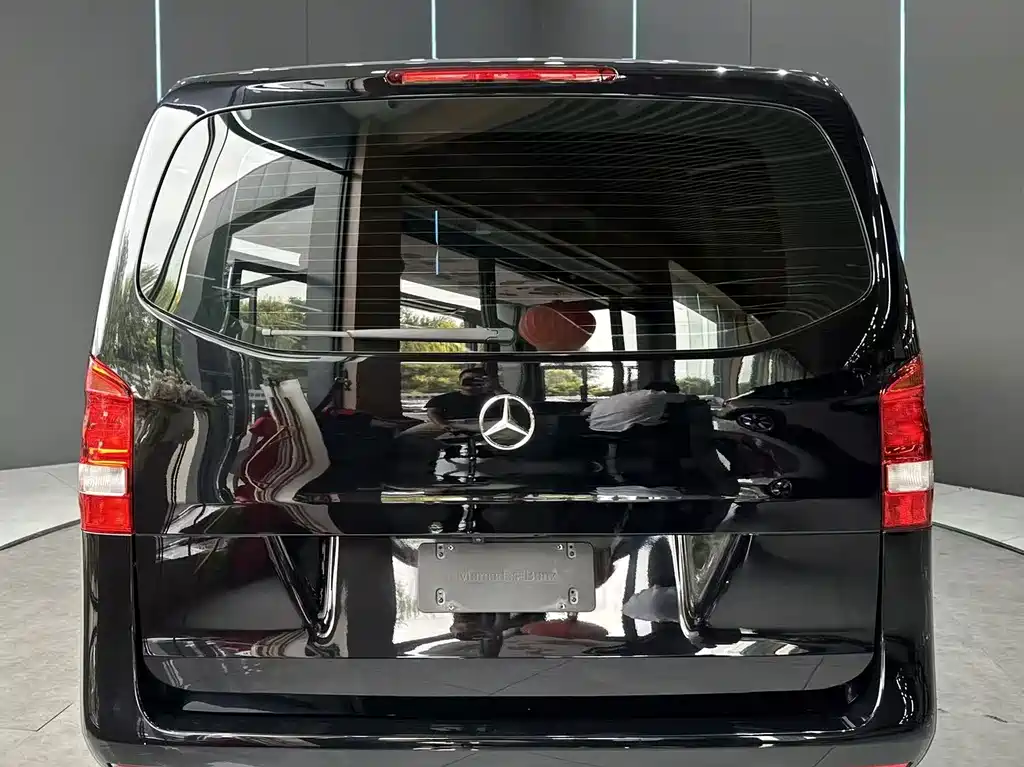 Mercedes-Benz Vito — миниатюра 7