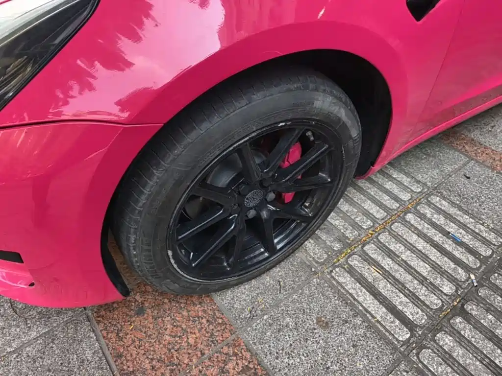 Tesla Model 3 — миниатюра 23